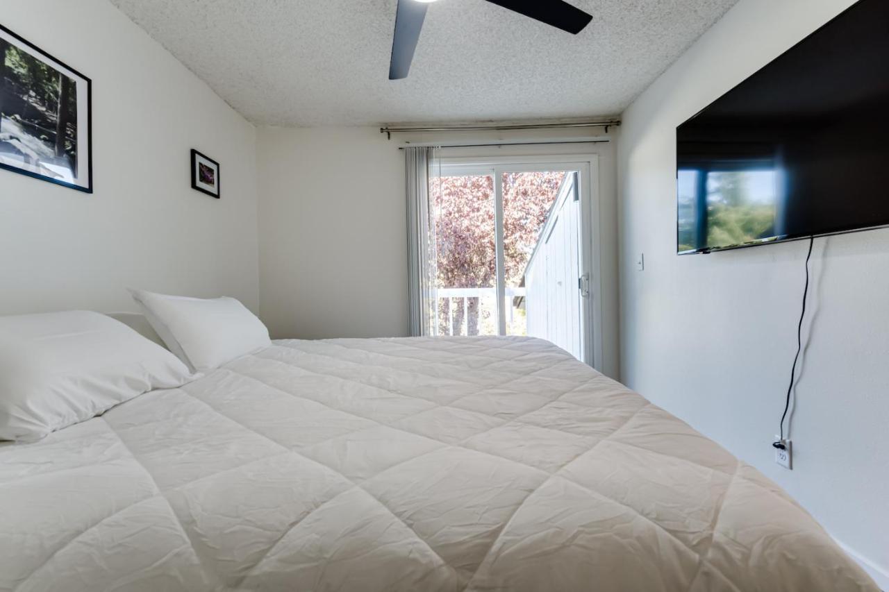 Retreat Near Uo, Autzen Stadium, Amazon Park Юджийн Екстериор снимка